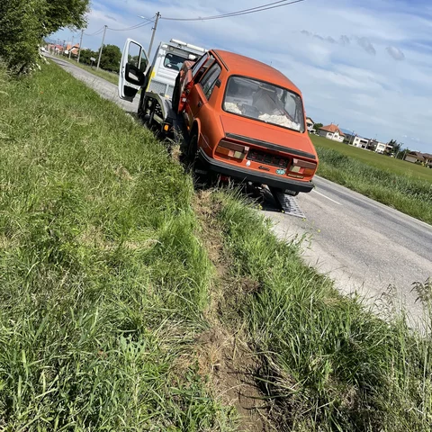 Odťahová služba Topoľčany a okolie | osobné vozidlá do 1,5t | Odťahovka Vaňo