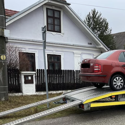 Odťahovka VAňo Topoľčany | osobné vozidlá | NONSTOP